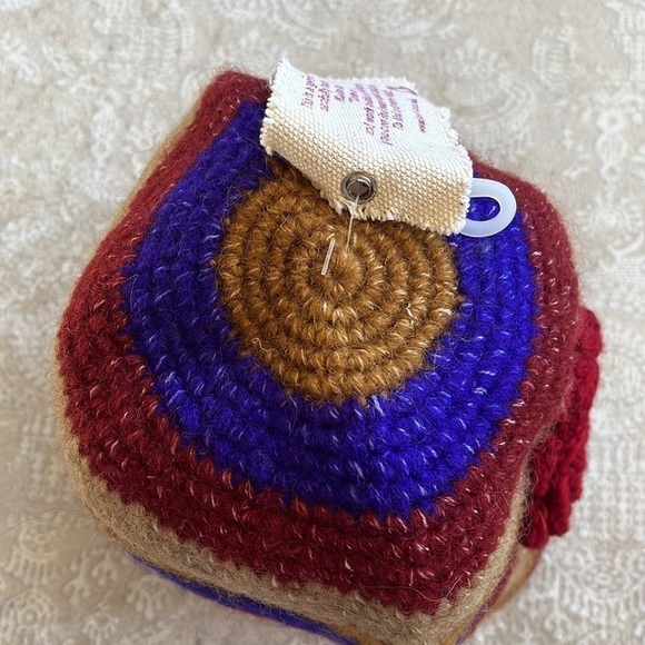 Brand New KuSan Accessories Wool Knit Beanie Hat Striped w/ Flower Handmade - Picture 12 of 13